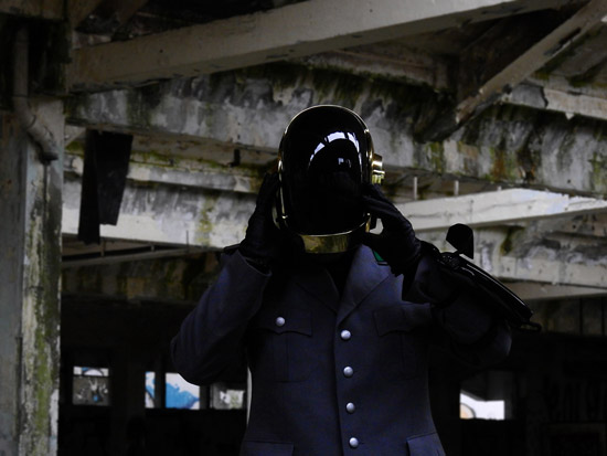 LoveProps Daft Punk Helmet Casco Manuel DIY dark stage